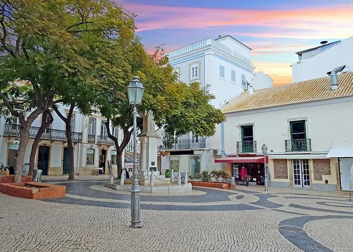 A45 - Oliveira Historic Apartment